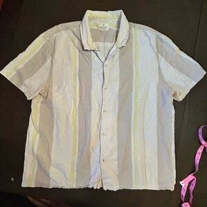 Mutual weave - Striped Button-Down Shirt